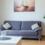 Deluxe Bayview Oasis *