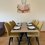 Deluxe Bayview Oasis دوبروفينك