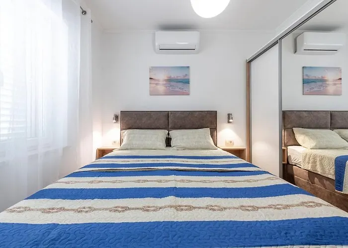Апартаменты Deluxe Bayview Oasis *