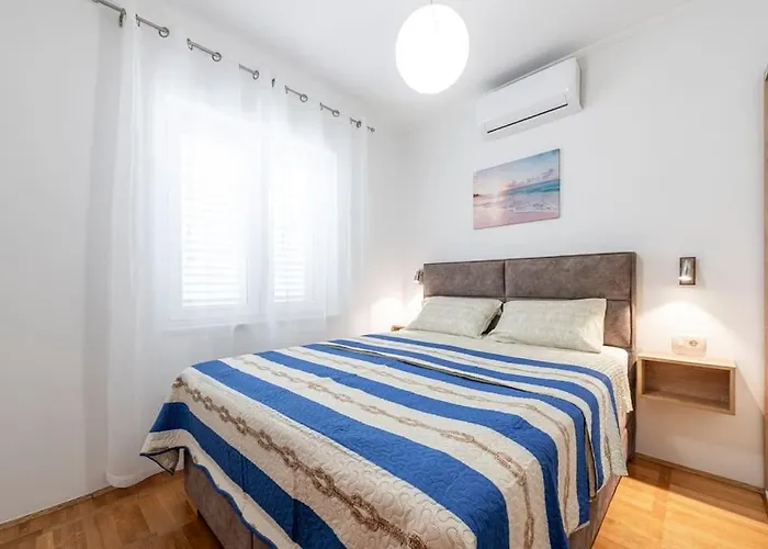 Deluxe Bayview Oasis