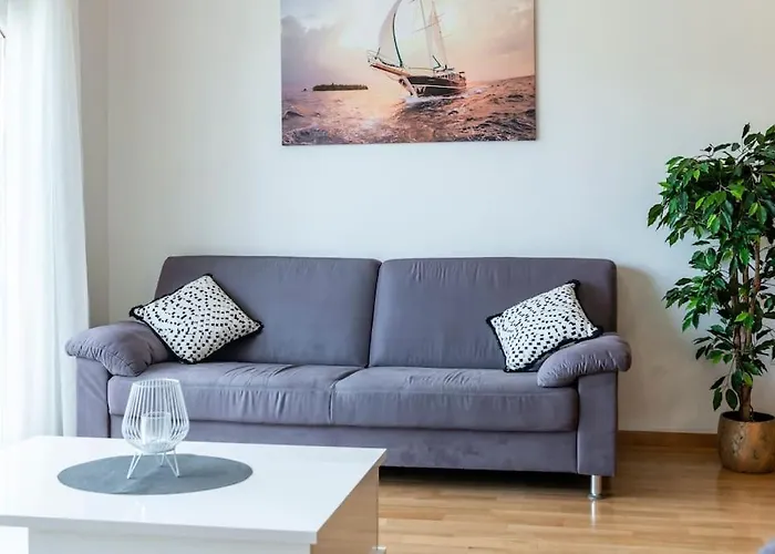 Deluxe Bayview Oasis *
