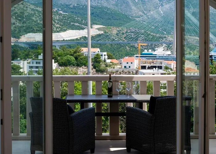 Deluxe Bayview Oasis Apartament Dubrownik