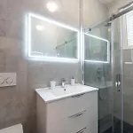 דירה Deluxe Bayview Oasis