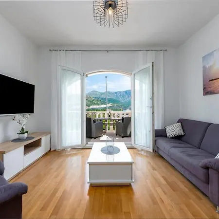Deluxe Bayview Oasis Appartamento *